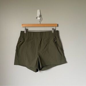 Merrell Olive Green Women's Shorts Size Medium